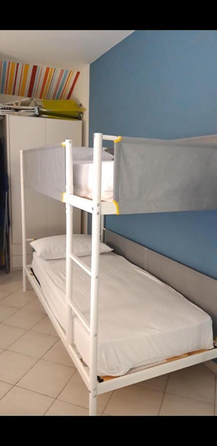 100 Mt Dal Mare E Piscina Appartamento